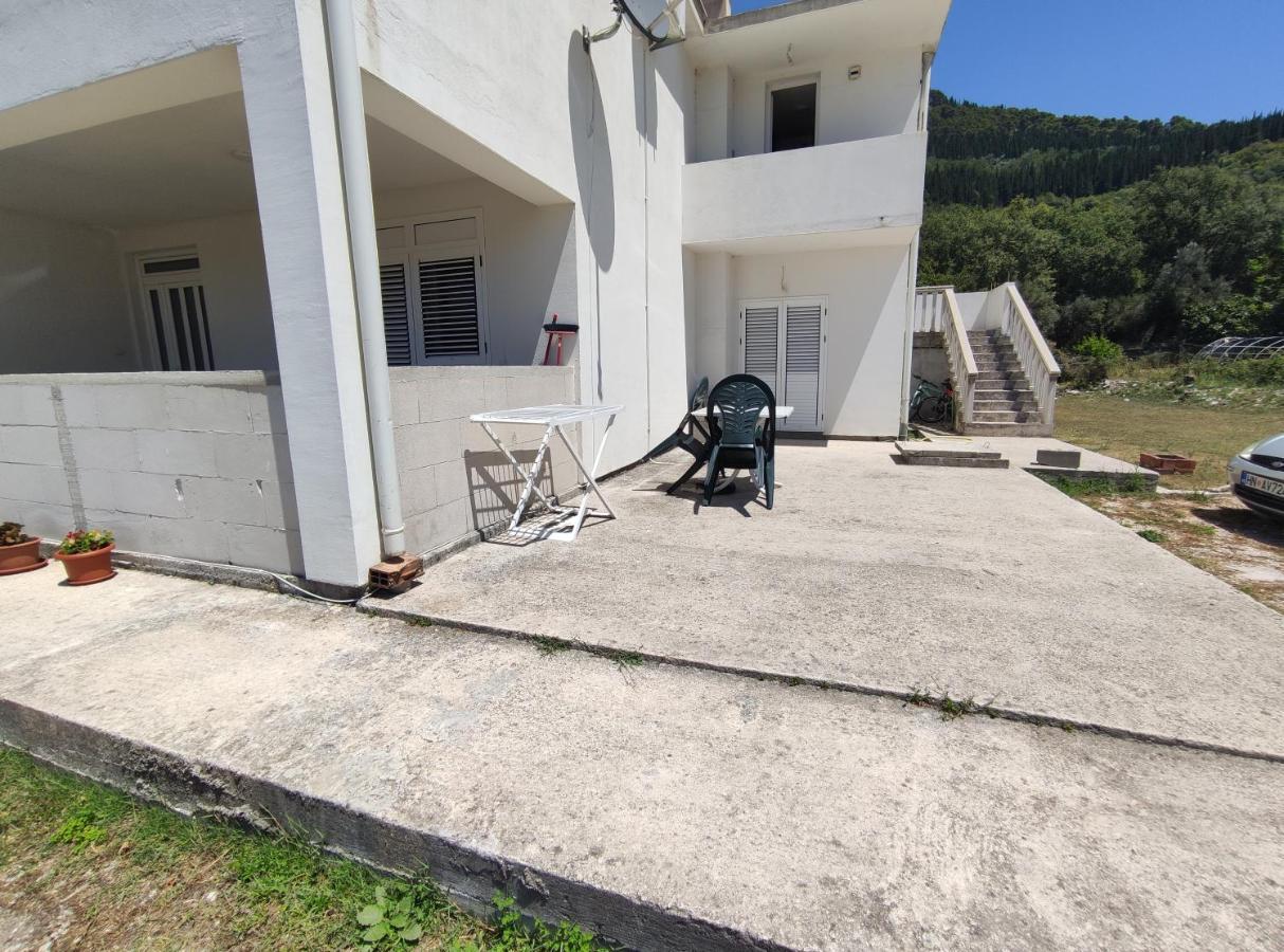 Apartman Bujkovic Sutvara Appartement Kotor Kamer foto